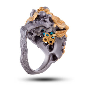 Кольцо серебряное «Сочный цветок», камень топаз, размер 17