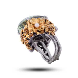Кольцо серебряное «Волшебный цветок», камни жемчуг, празиолит, размер 18