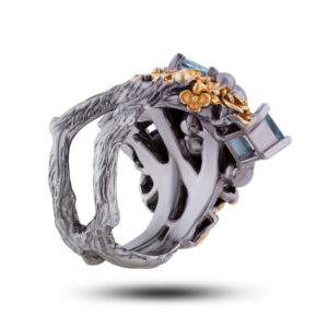 Кольцо серебряное «Утренняя роса», камень топаз, размер 18