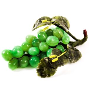 Гроздь винограда зеленая, камни змеевик, коралл, халцедон, флюорит, 190 мм