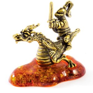 Фигурка «Рыцарь Ланцелот с драконом», камень янтарь, 50 мм