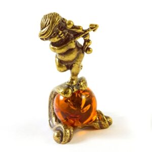 Яркий подарок Фигурка  “Знак зодиака – Стрелец” Драгоценный камень янтарь Литье бронза
