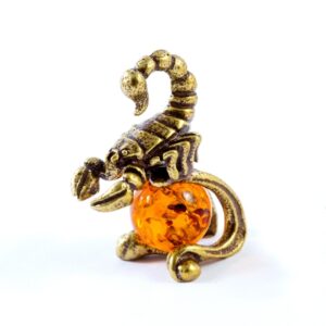 Эксклюзивный подарок Фигурка “Знак зодиака -Скорпион” Драгоценный камень янтарь Литье бронза