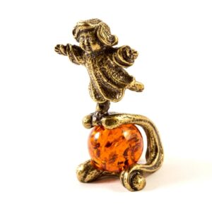 Яркий подарок Фигурка “Знак зодиака – Дева” Драгоценный камень янтарь Литье бронза