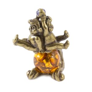 Подарок ручной работы Фигурка “Знак зодиака – Близнецы” Драгоценный камень янтарь Литье бронза
