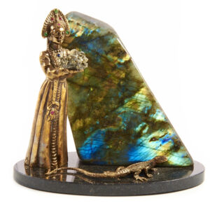 Фигурка «Хозяйка медной горы», камень лабрадор, 142 мм