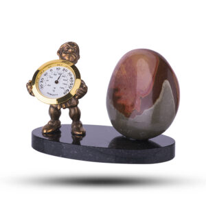 Композиция из камня «Гном с термометром» Камень яшма