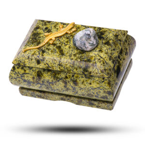 Шкатулка «Ящерица на камне», камень змеевик, 9,5 см
