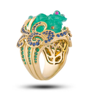 Золотое кольцо с бриллиантом, изумрудами, сапфирами золотое «Лягушка»