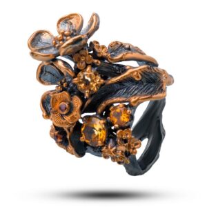 Кольцо серебряное «Цветочный блюз», камни цитрин, циркон, размер 17,5