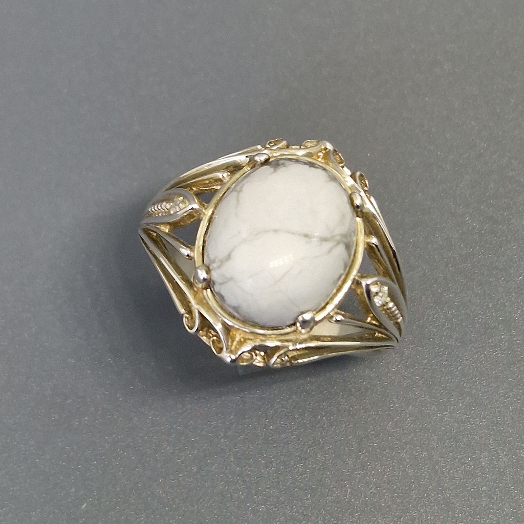 Кольцо "Овация", камни кахолонг, фианит, серебро, размер 18,5, Арт. 1306003