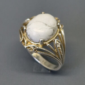Кольцо "Овация", камни кахолонг, фианит, серебро, размер 18,5, Арт. 1306003