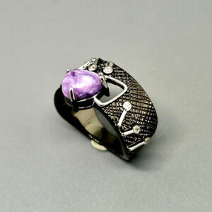 Кольцо из камней чароит, фианит, ювелирный сплав, чернение, размер 17, Арт. НГ-10831