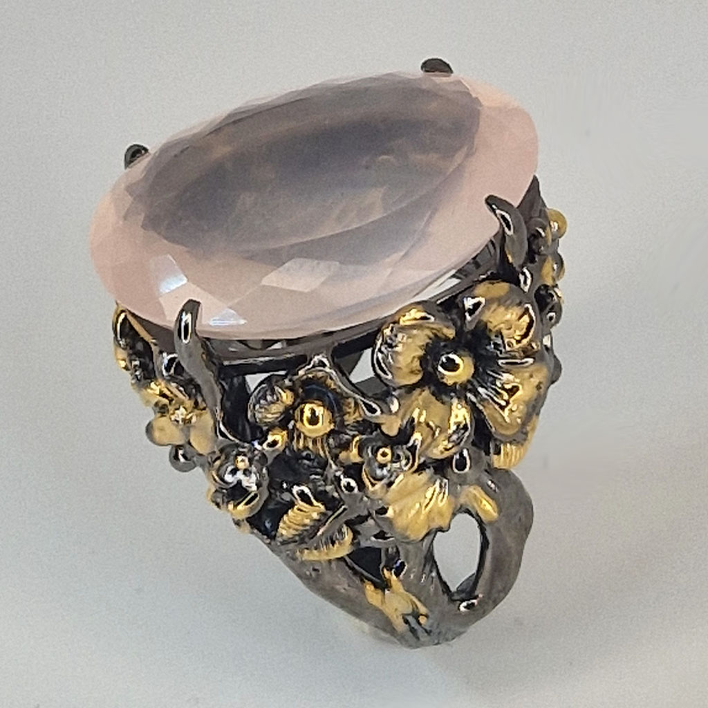 Кольцо из камня розовый кварц, серебро, размер 18, Арт. 01010308-2
