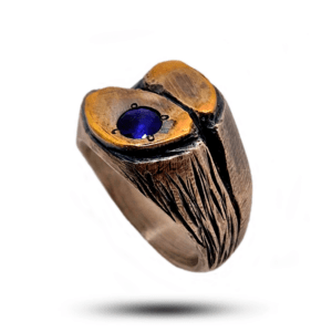 Перстень с сапфиром корундом в серебре